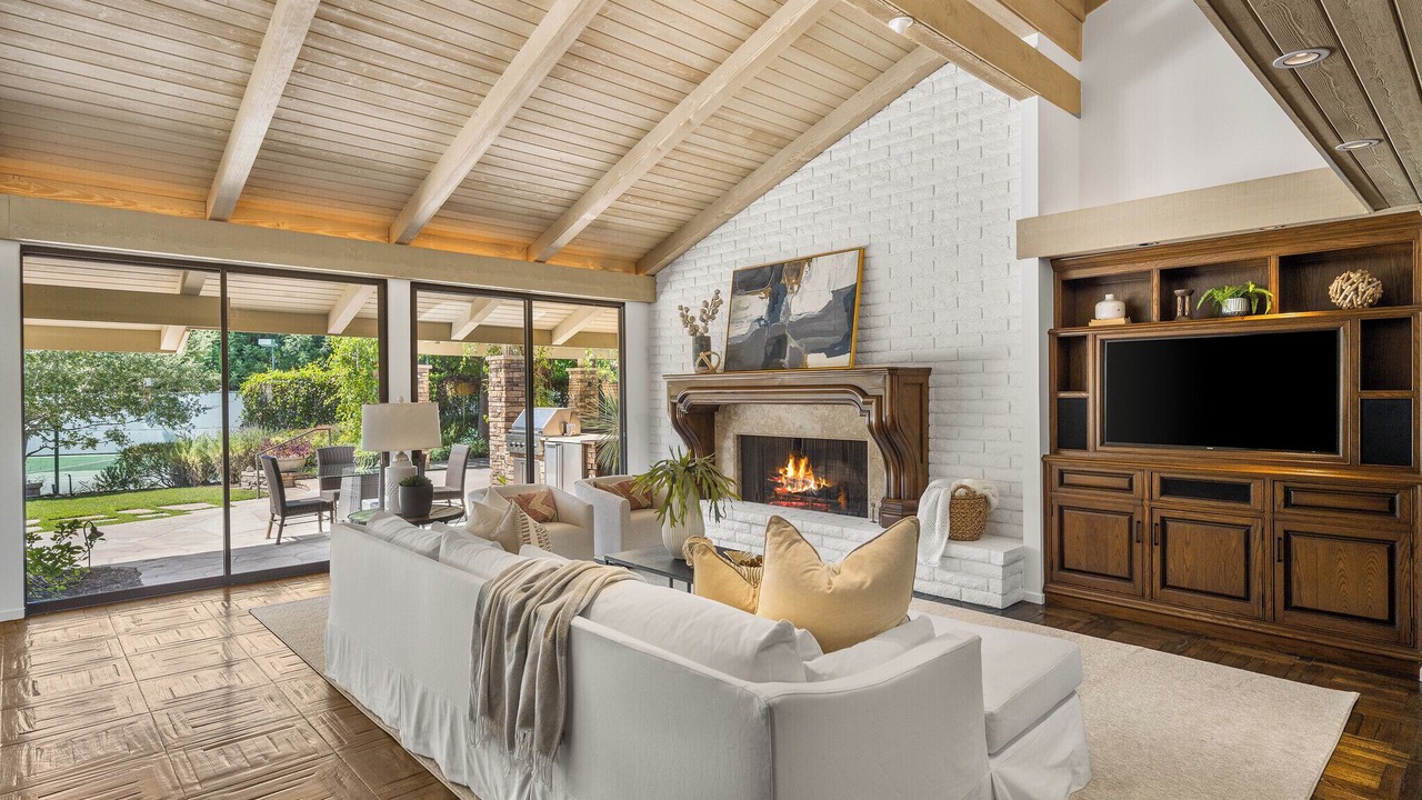 Photo of Bedroom in North Tustin