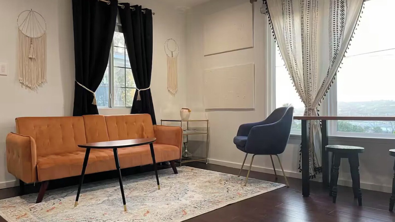 Photo of Livingroom in Los Angeles