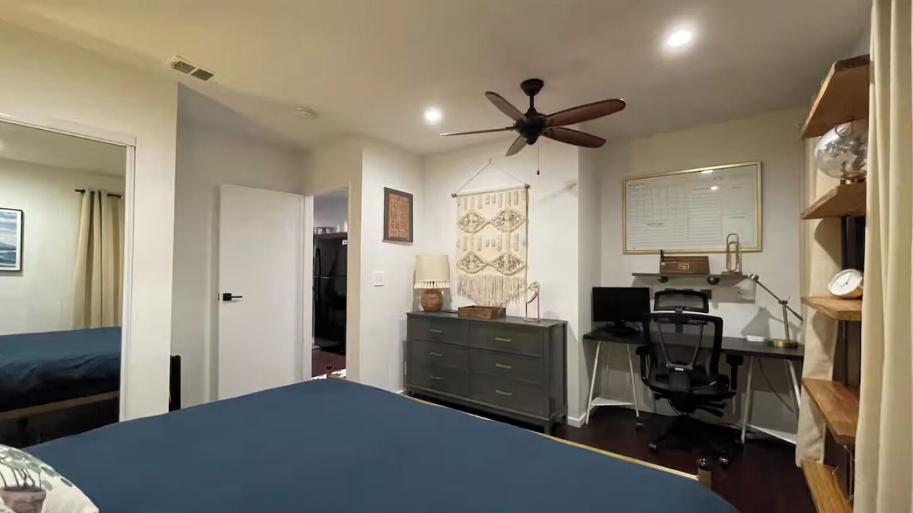 Photo of Bedroom in Los Angeles