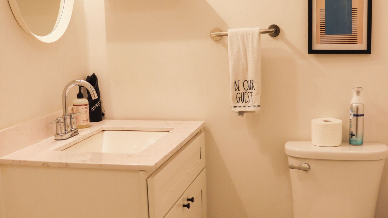 Photo of Bathroom in Los Angeles