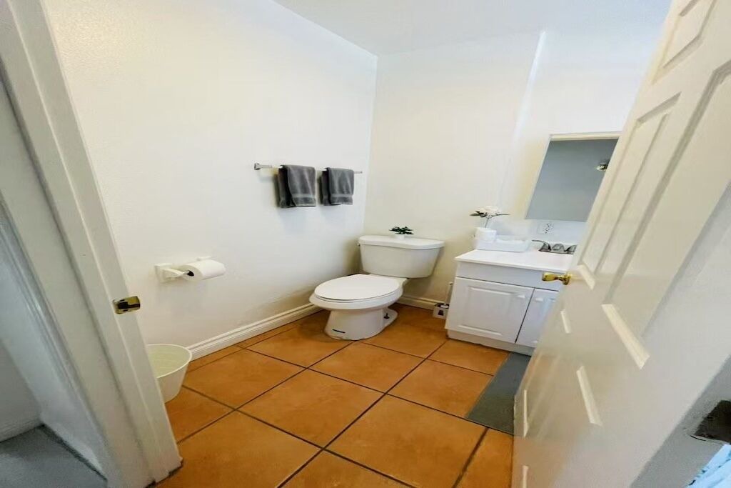 Photo of Bathroom in Central San Pedro