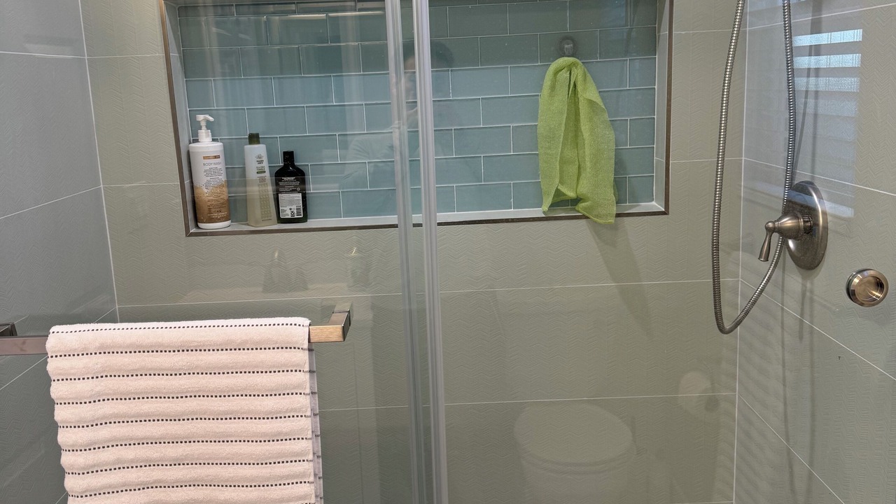 Photo of Bathroom in Northwest Anaheim