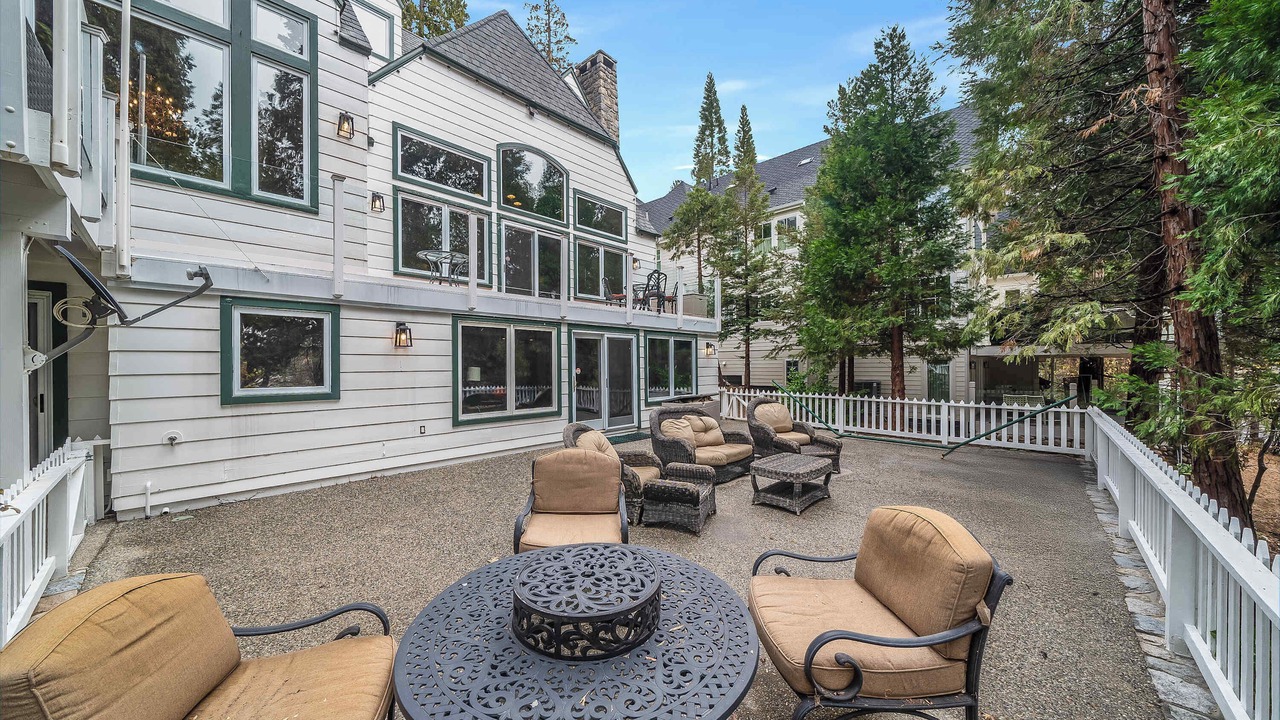 Photo of Outdoor in Cedar Glen