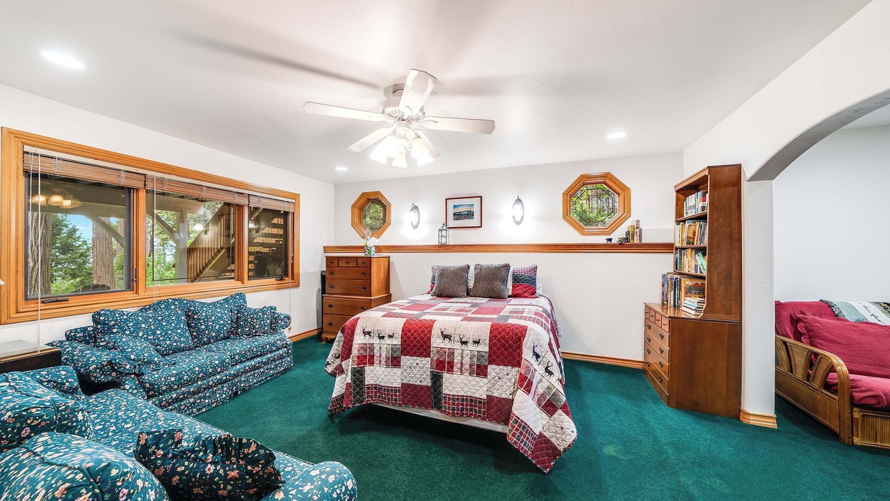 Photo of Bedroom in Cedar Glen