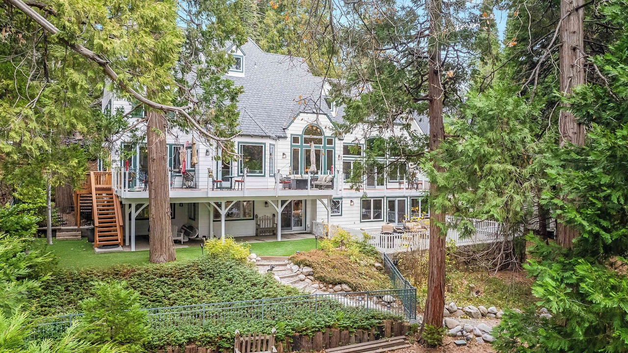 Photo of Outdoor in Cedar Glen