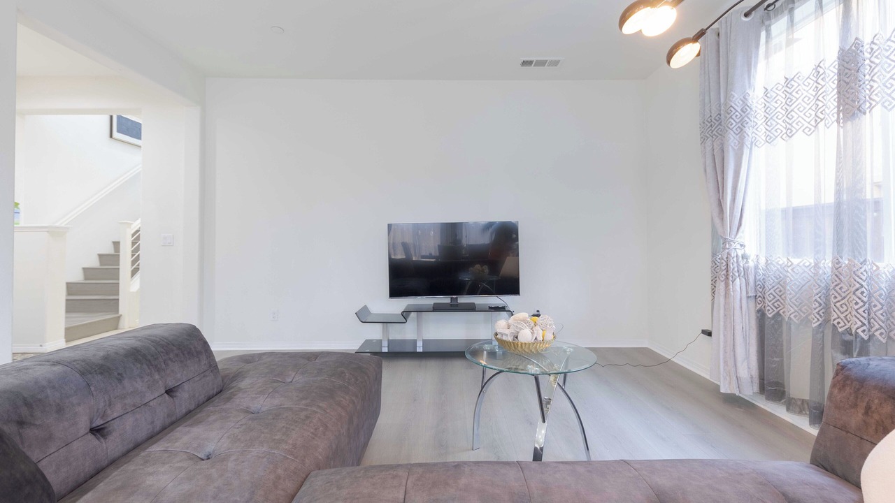 Photo of Livingroom in Monterey Park