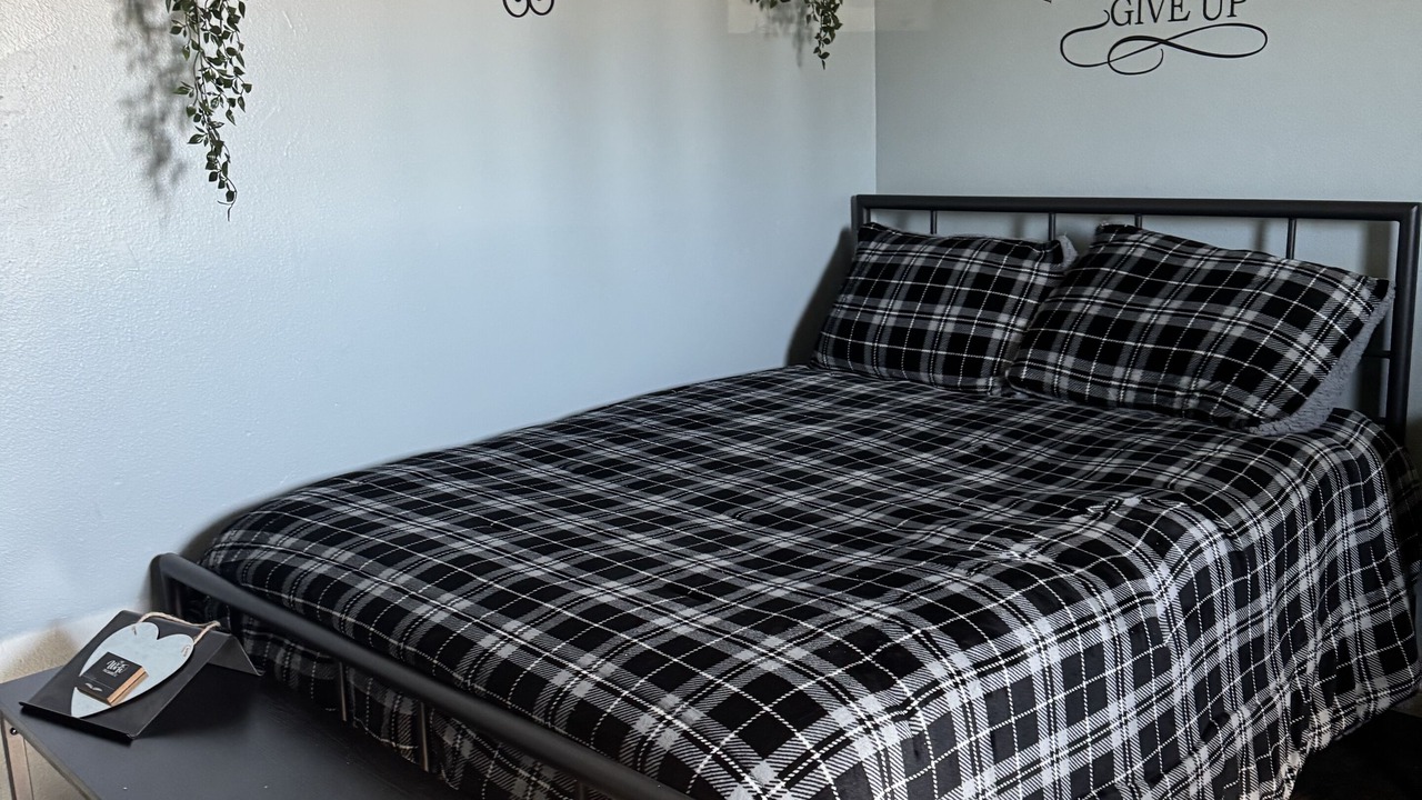 Photo of Bedroom in Apple Valley