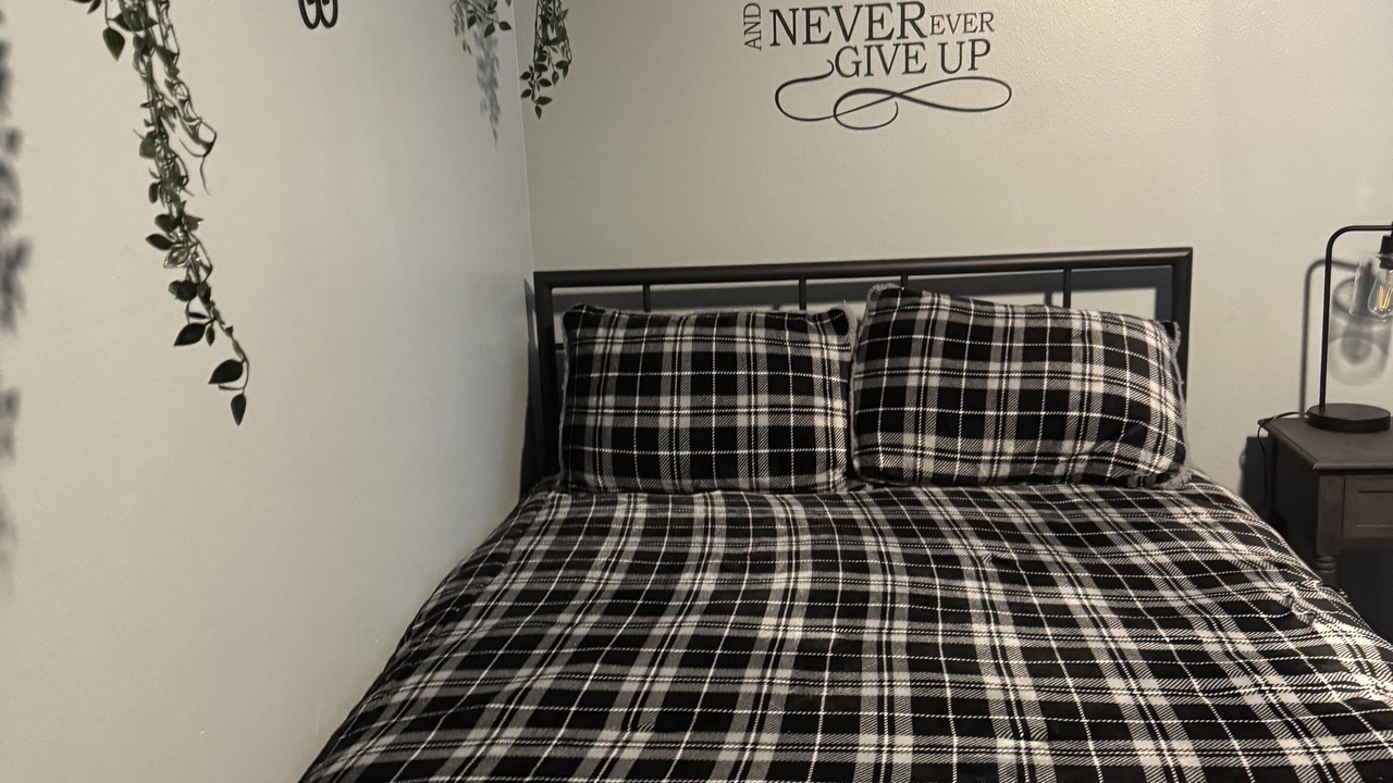 Photo of Bedroom in Apple Valley