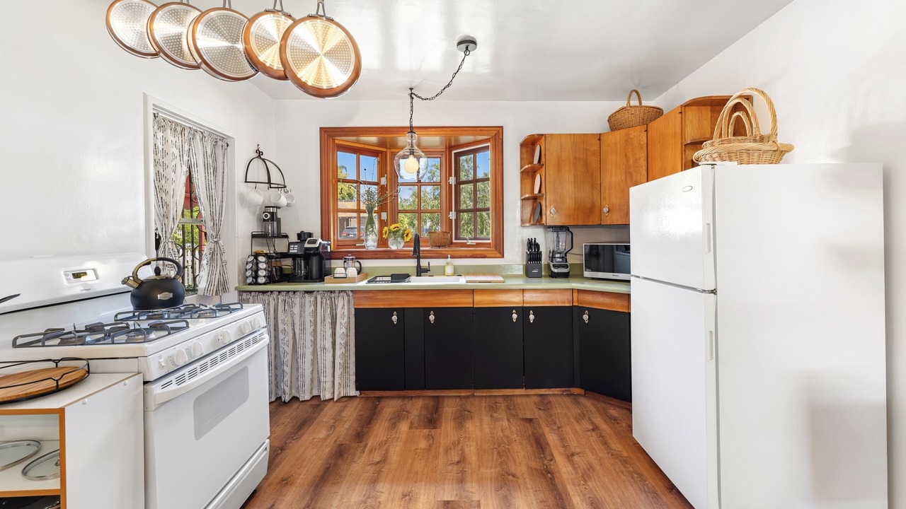 Photo of Kitchen in Studio City