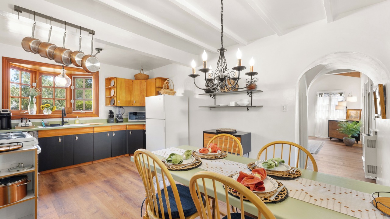 Photo of Kitchen in Studio City