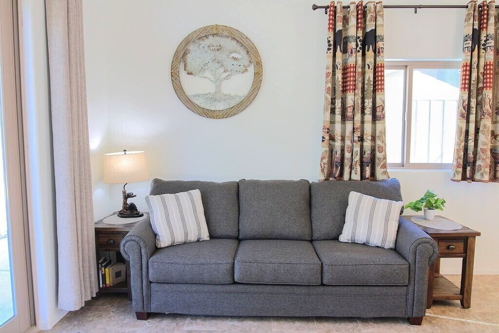 Photo of Livingroom in Kernville