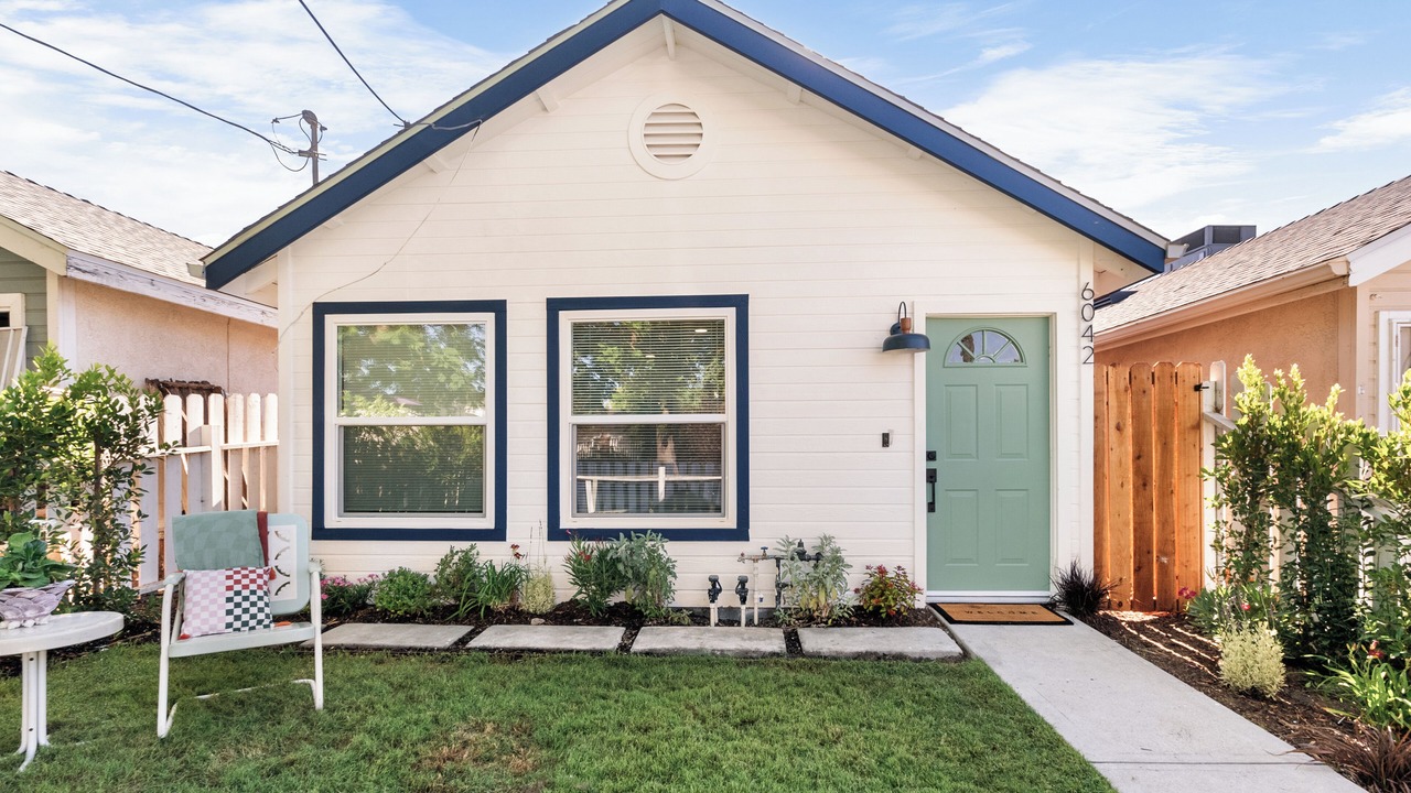 Photo of Outdoor in North Hollywood