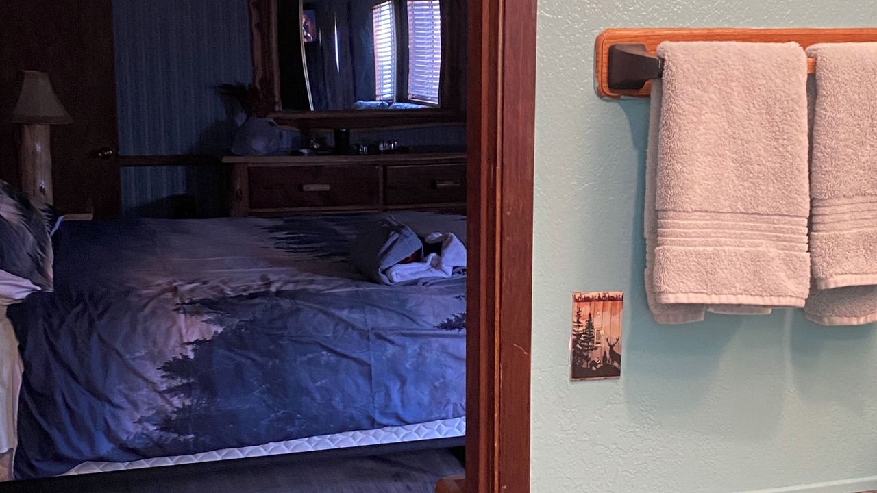 Photo of Bedroom in Wrightwood