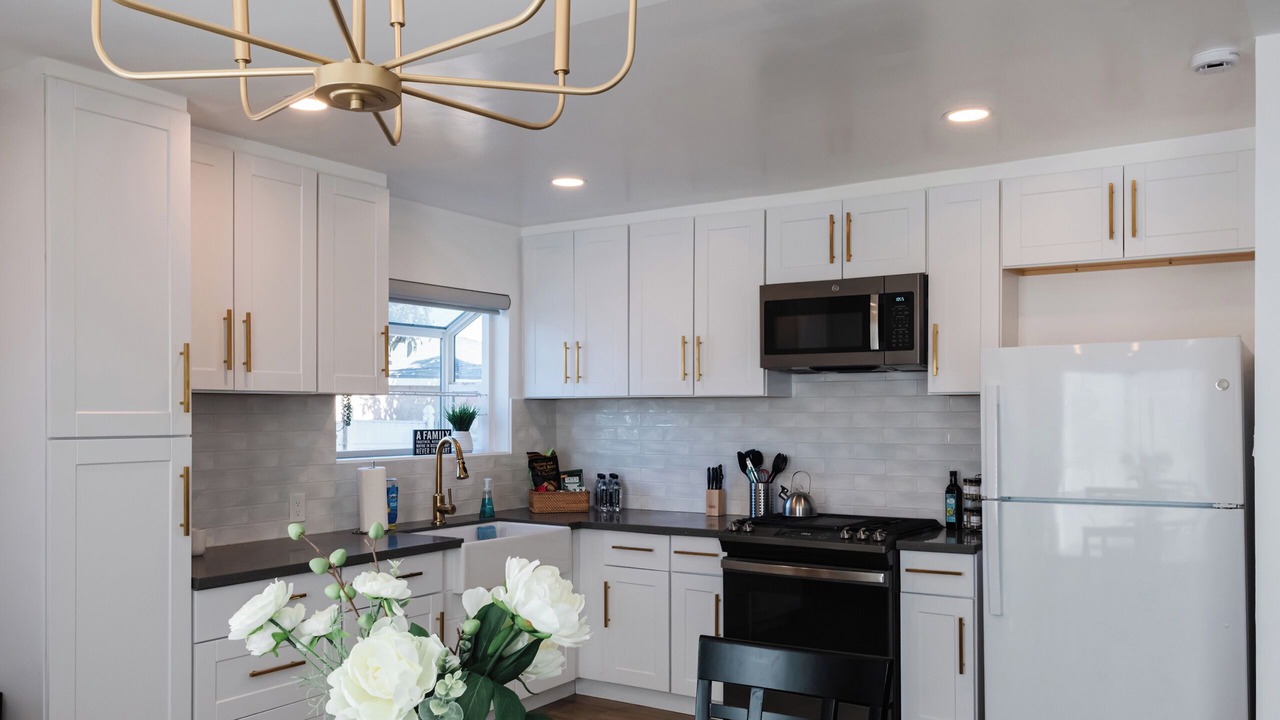 Photo of Kitchen in Lawndale
