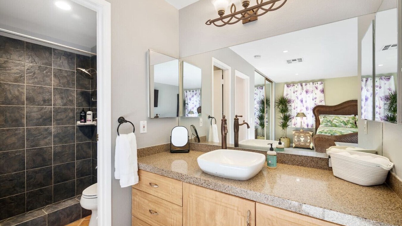 Photo of Bathroom in Desert Park Estates