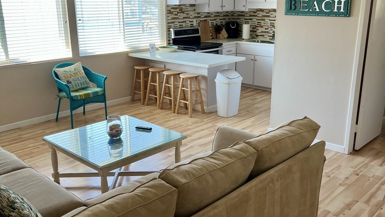 Photo of Livingroom in South Mission Beach
