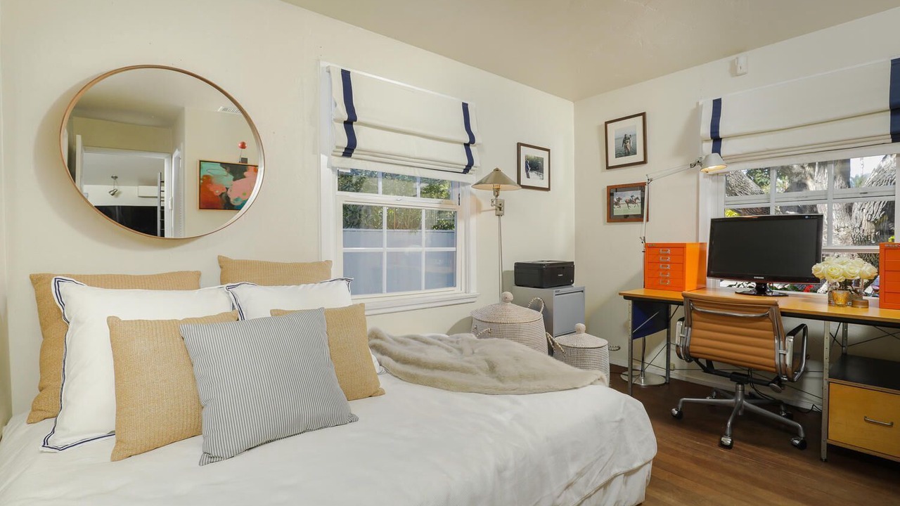 Photo of Bedroom in Del Mar