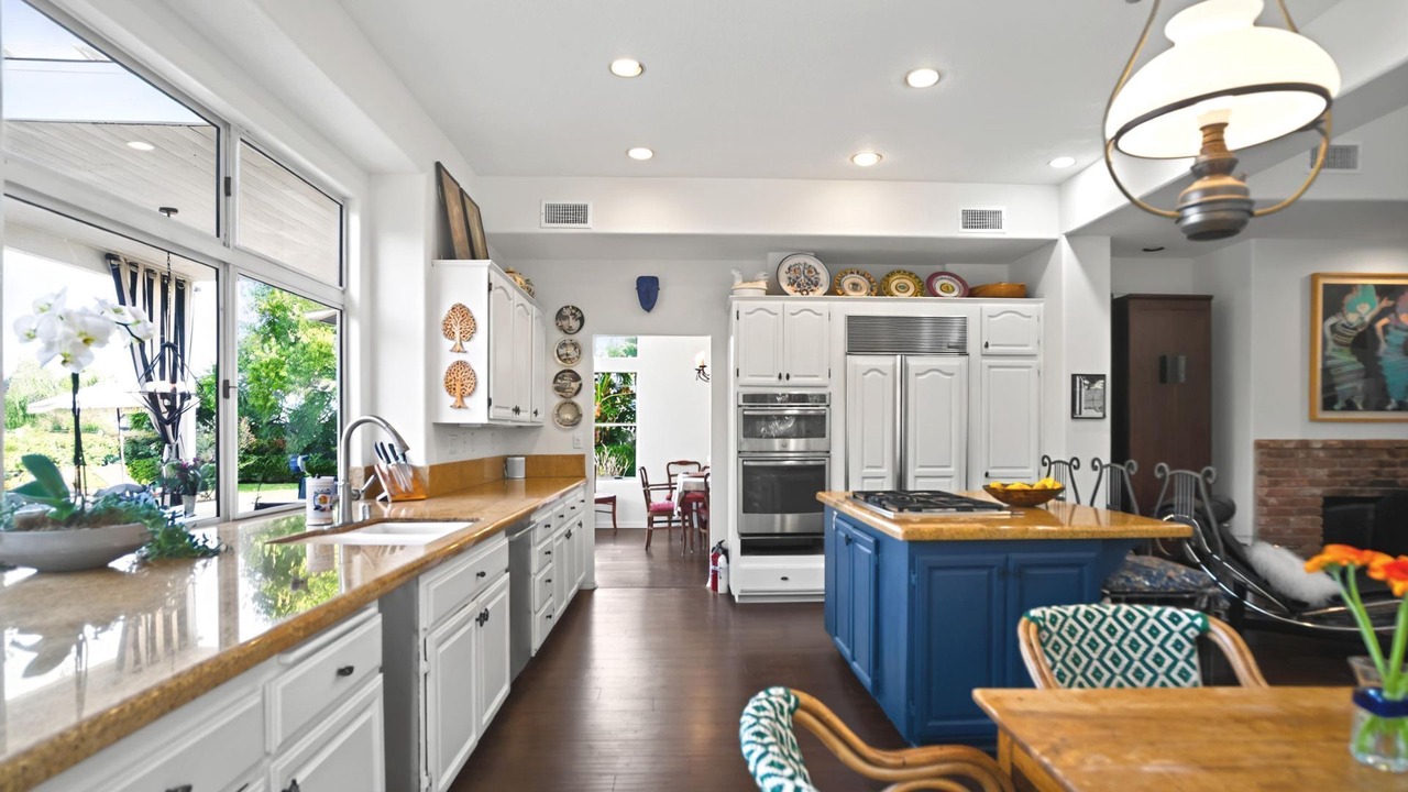 Photo of Kitchen in Laguna Niguel