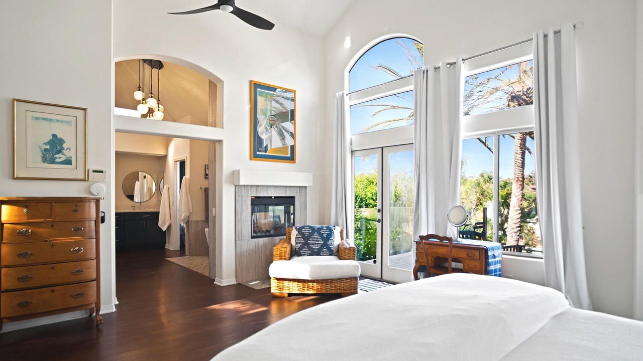 Photo of Bedroom in Laguna Niguel