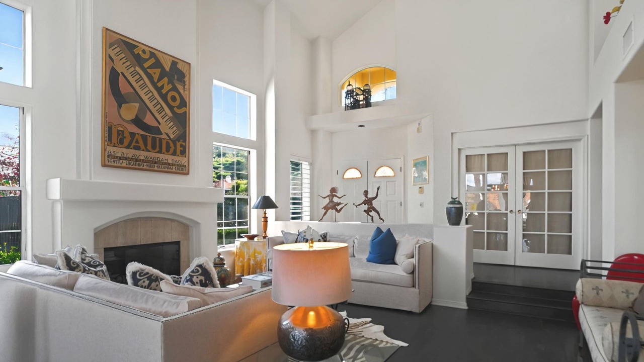 Photo of Livingroom in Laguna Niguel