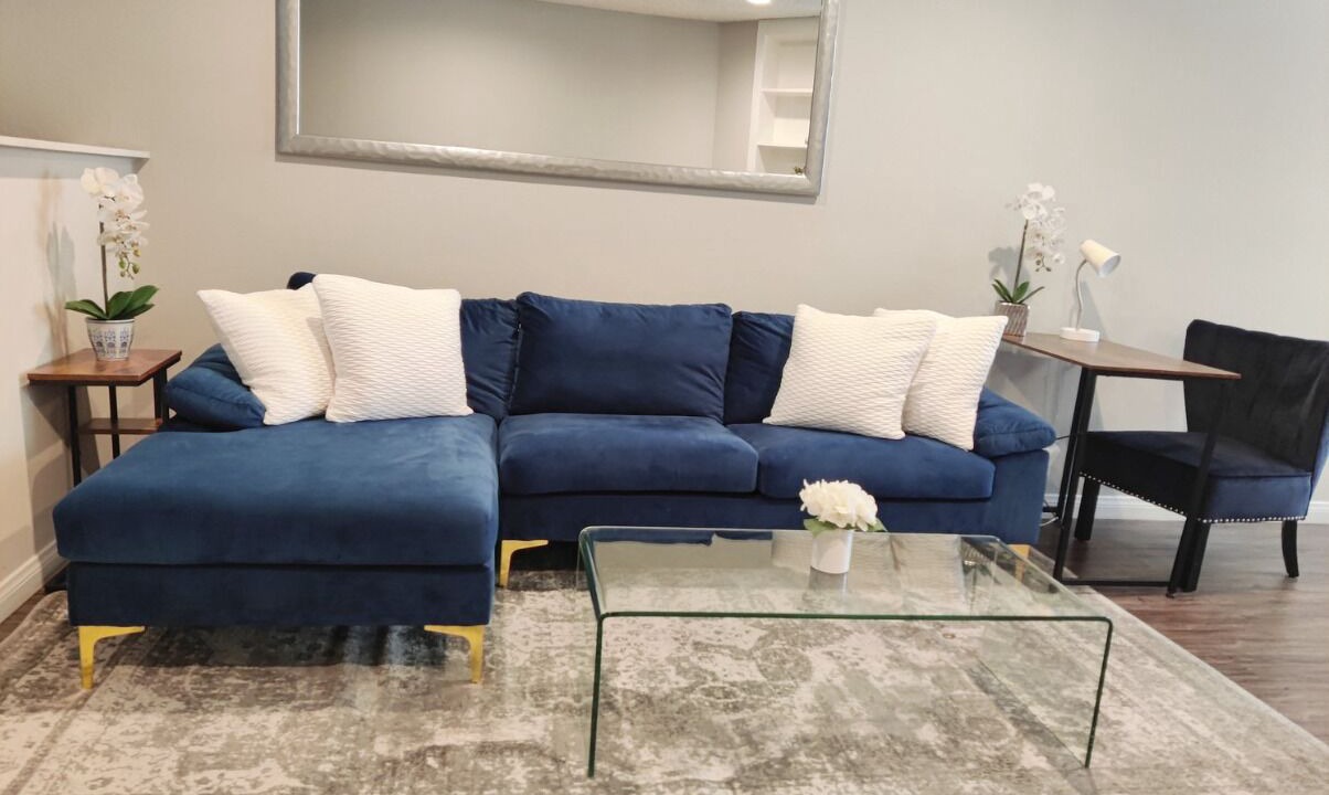 Photo of Livingroom in Tri-West