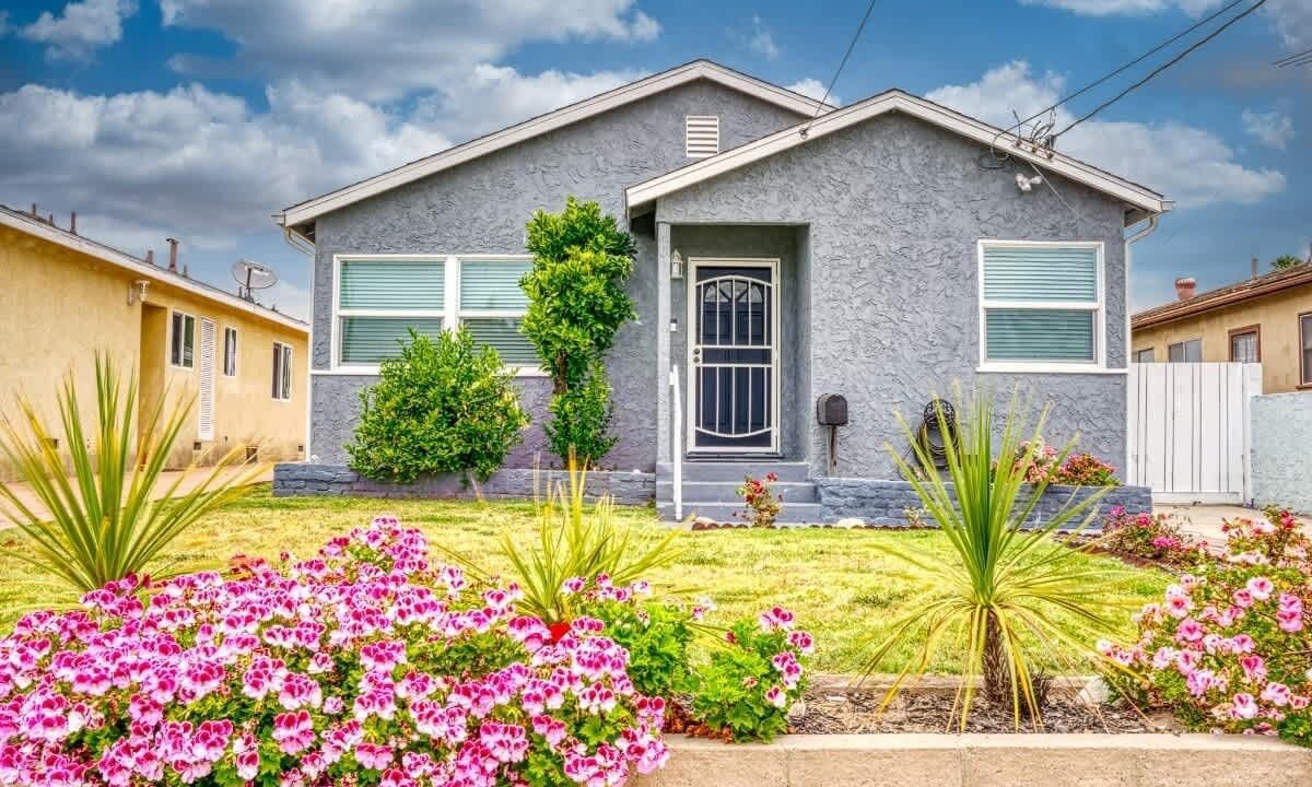 Photo of Outdoor in Harbor Gateway South