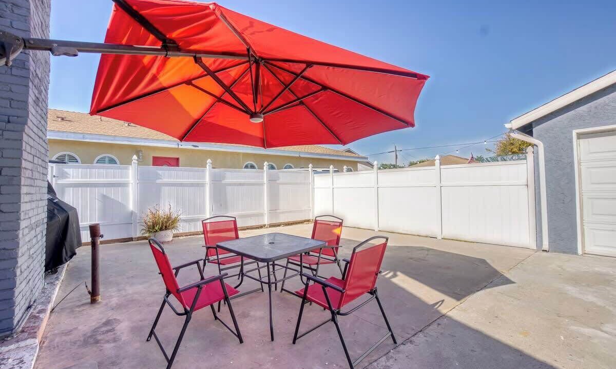 Photo of Outdoor in Harbor Gateway South