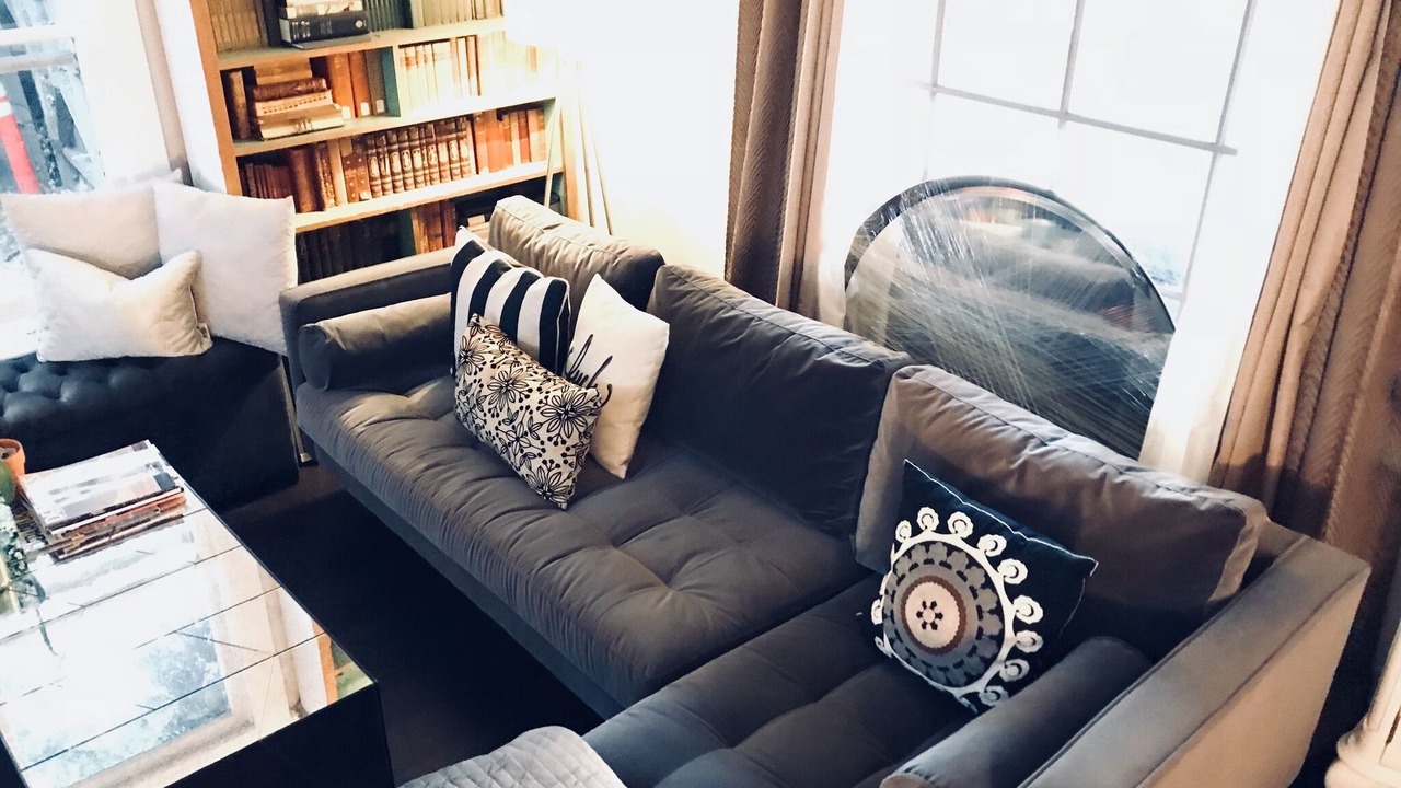 Photo of Livingroom in Oak Park