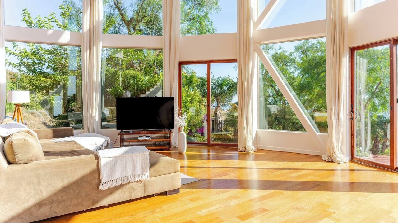 Photo of Livingroom in Malibu
