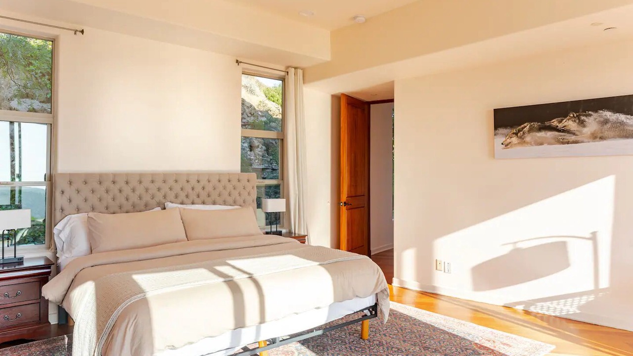 Photo of Bedroom in Malibu