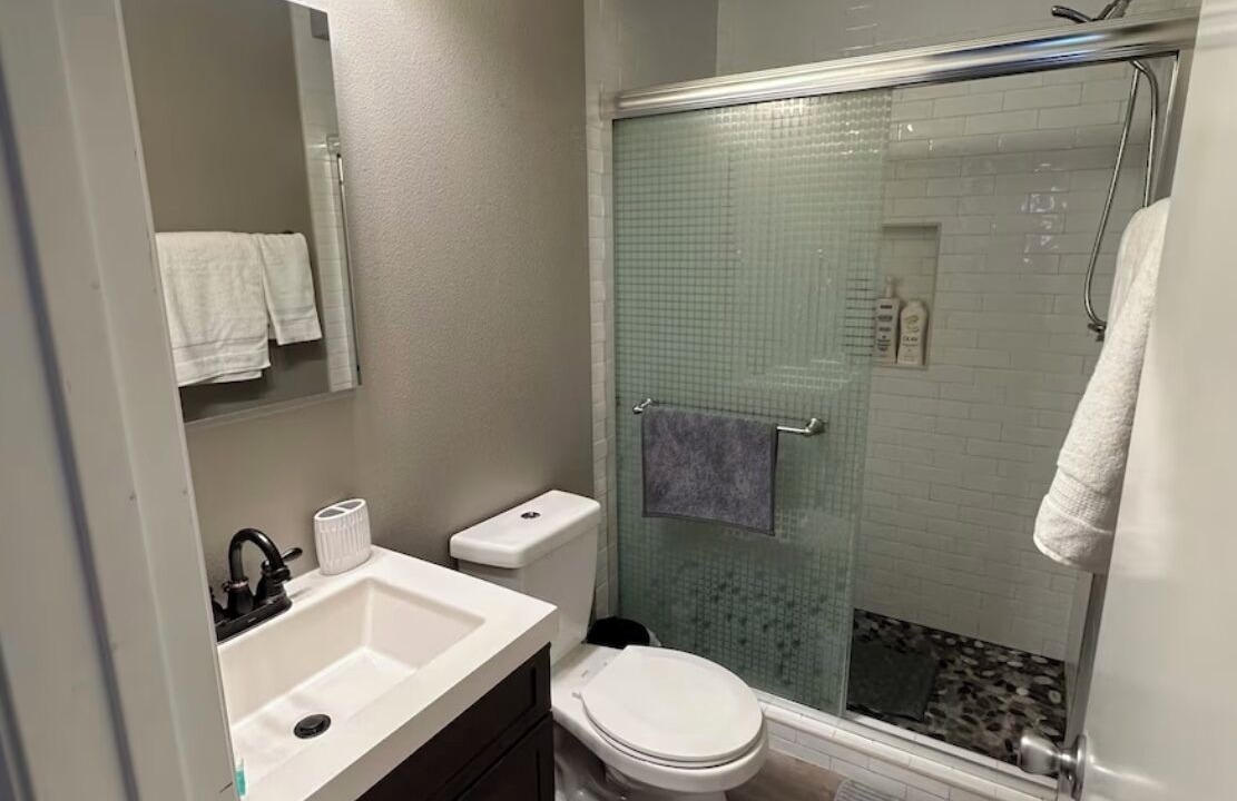 Photo of Bathroom in Oxnard