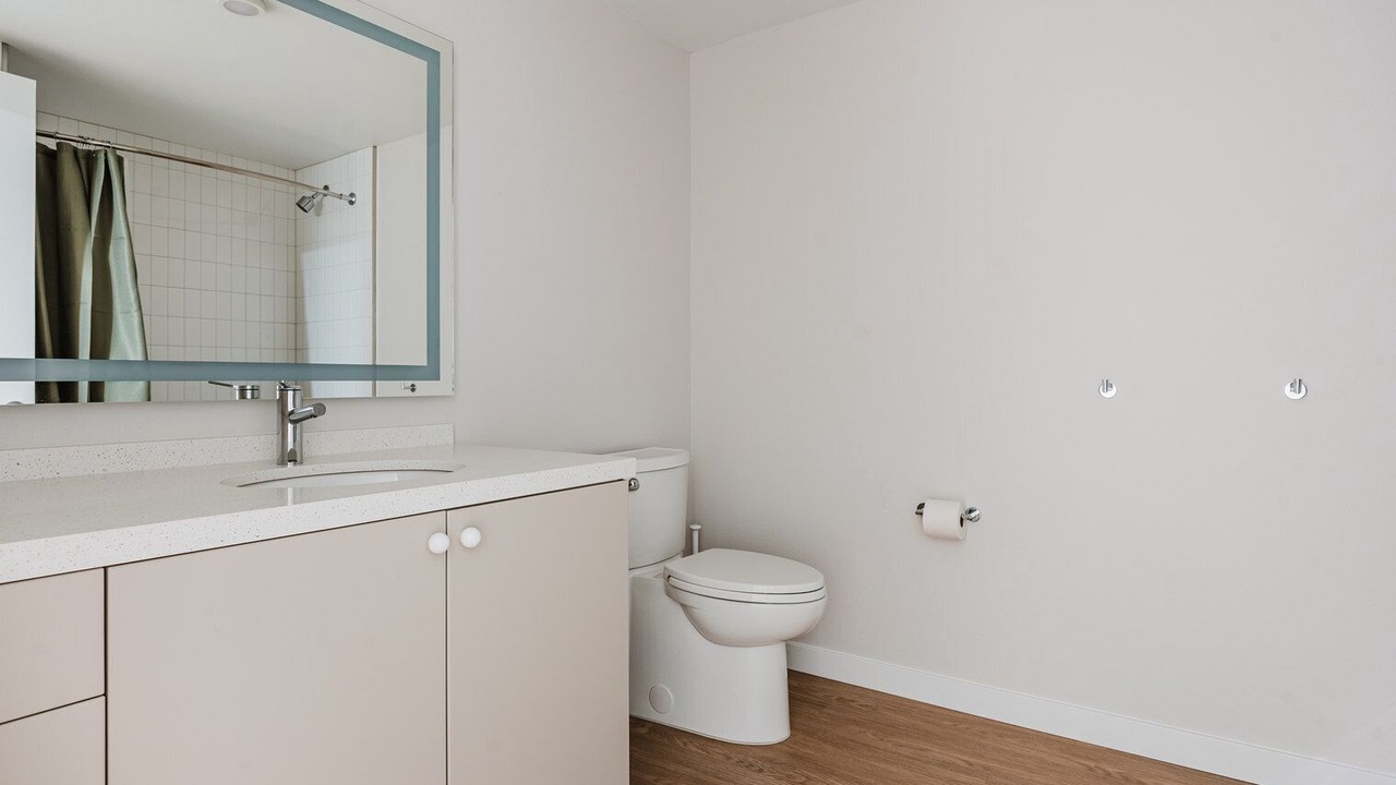 Photo of Bathroom in Chinatown