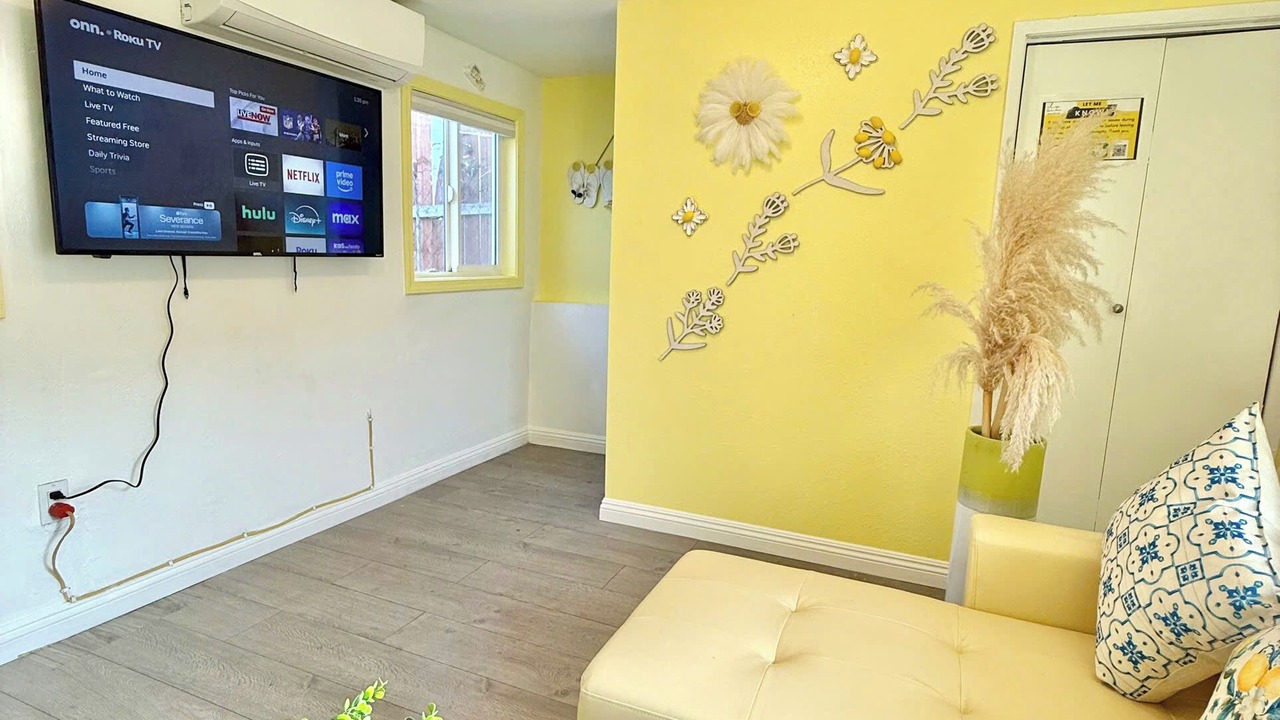 Photo of Livingroom in South San Gabriel