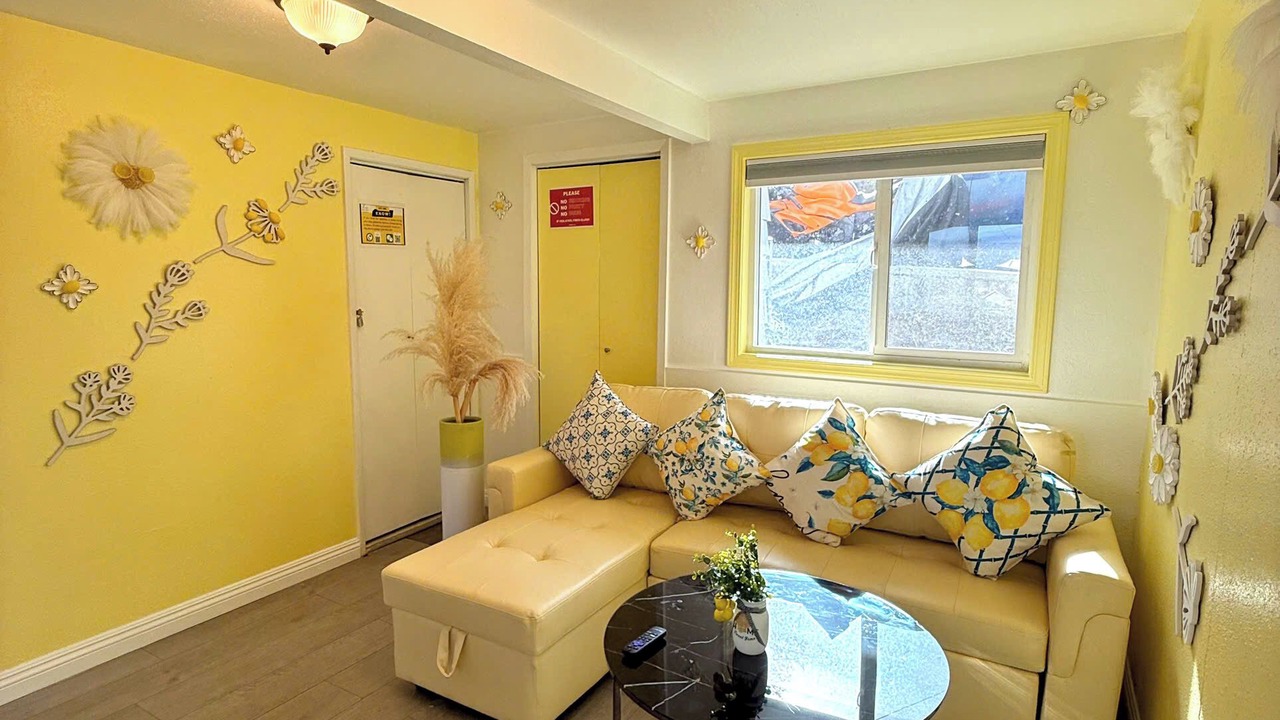Photo of Livingroom in South San Gabriel