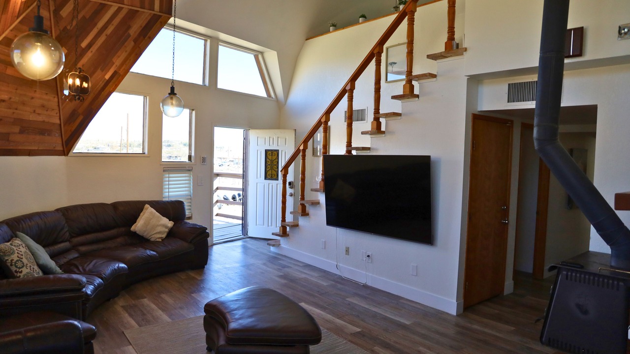 Photo of Livingroom in Barstow
