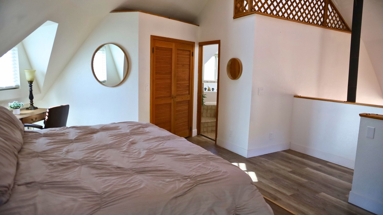 Photo of Bedroom in Barstow