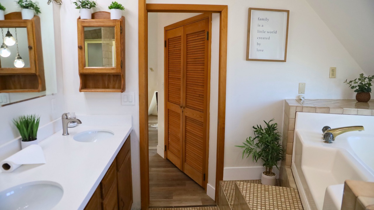 Photo of Bathroom in Barstow