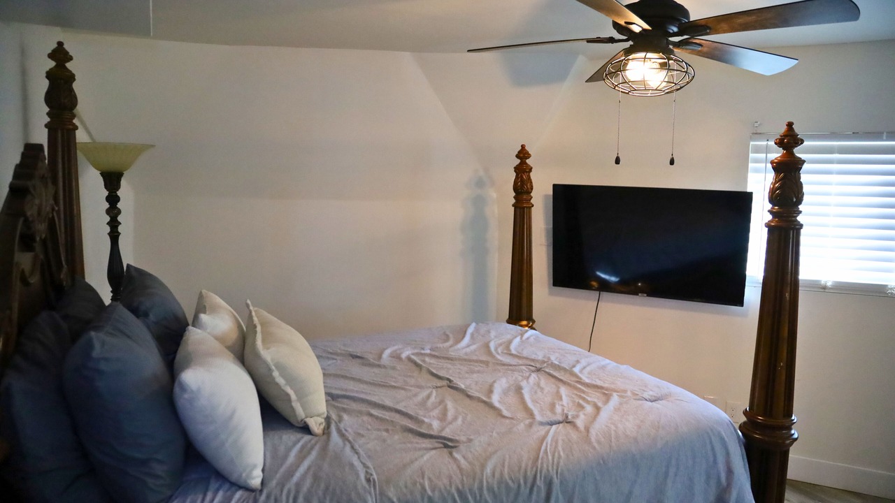 Photo of Bedroom in Barstow