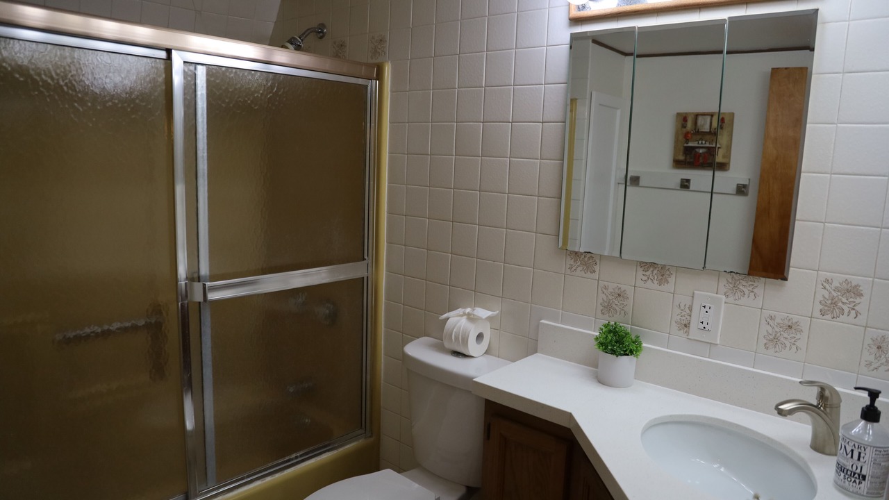 Photo of Bathroom in Barstow