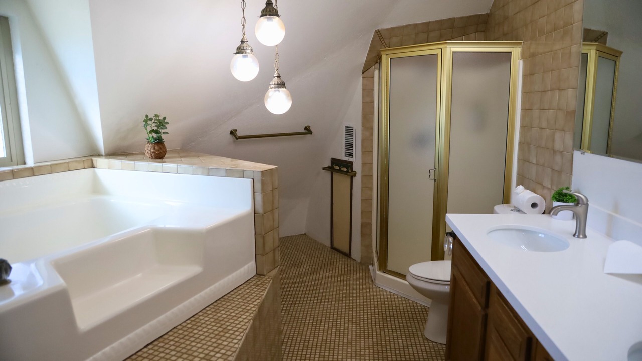 Photo of Bathroom in Barstow