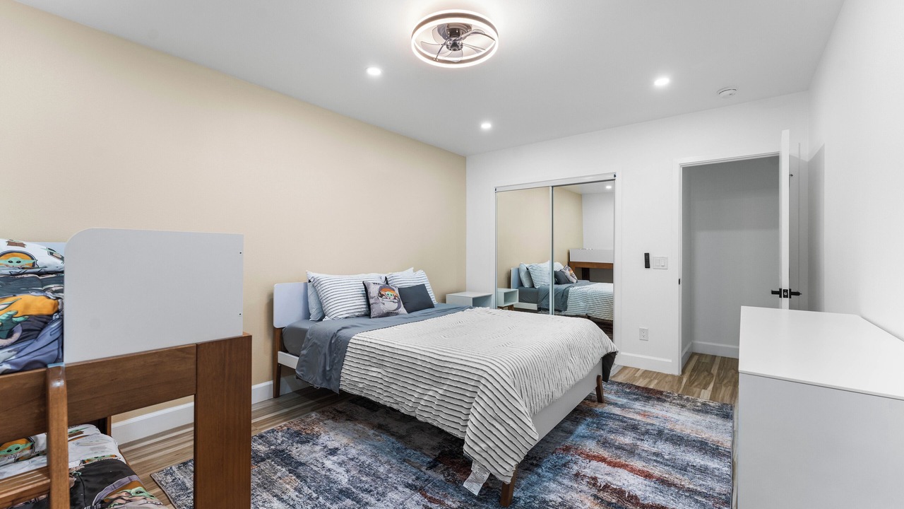 Photo of Bedroom in Palmdale