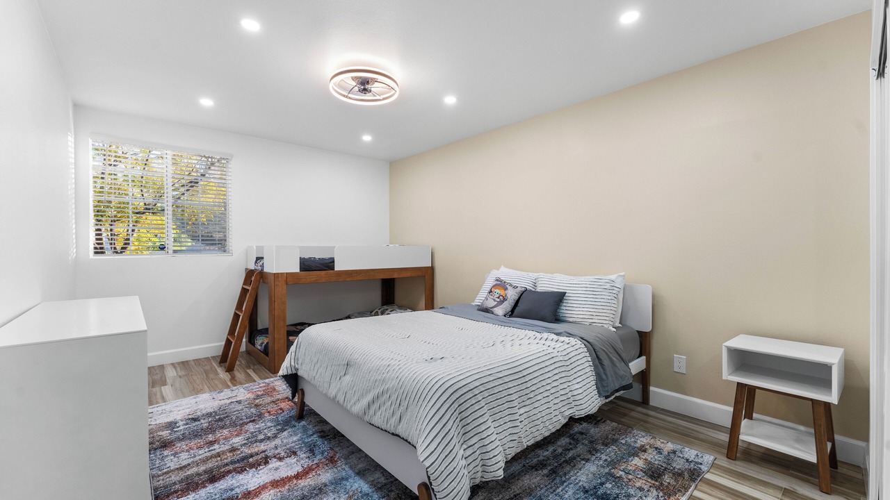 Photo of Bedroom in Palmdale