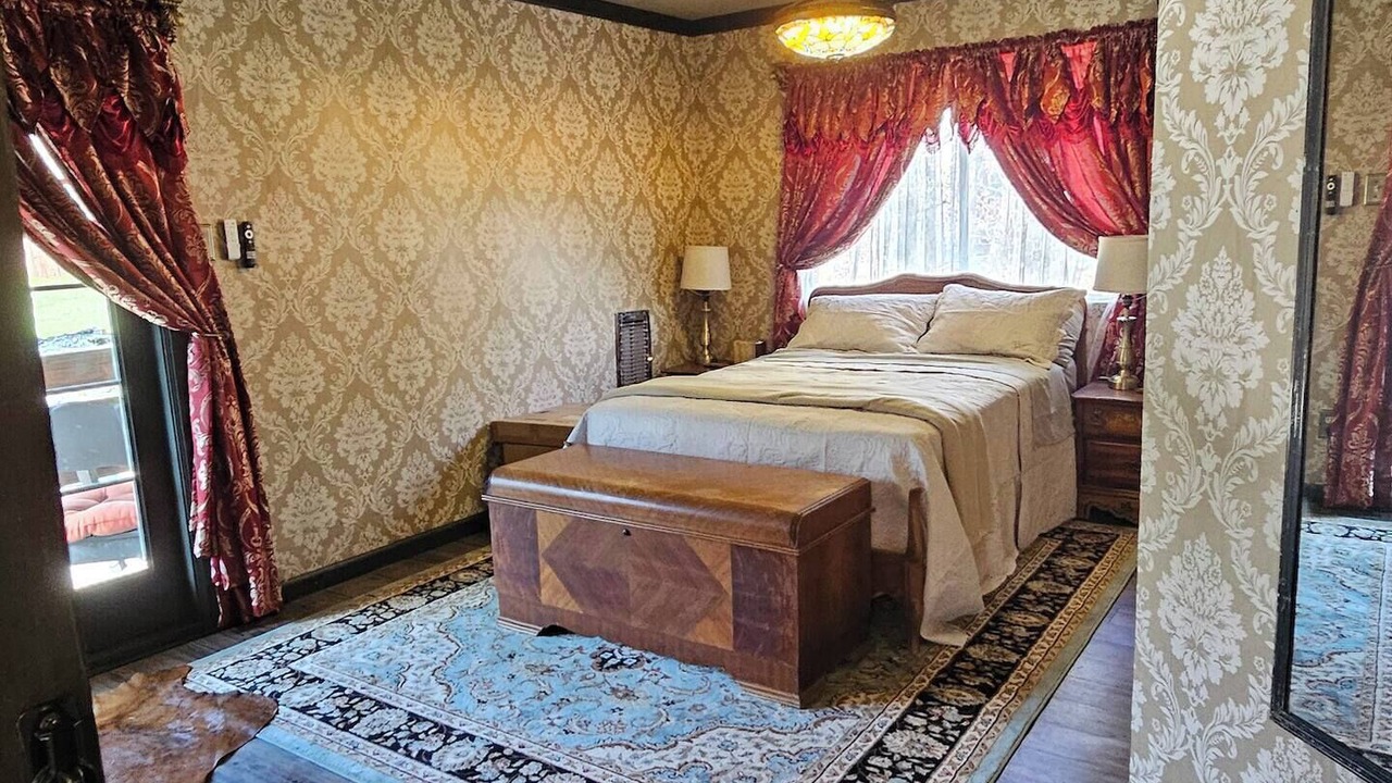 Photo of Bedroom in Mariposa
