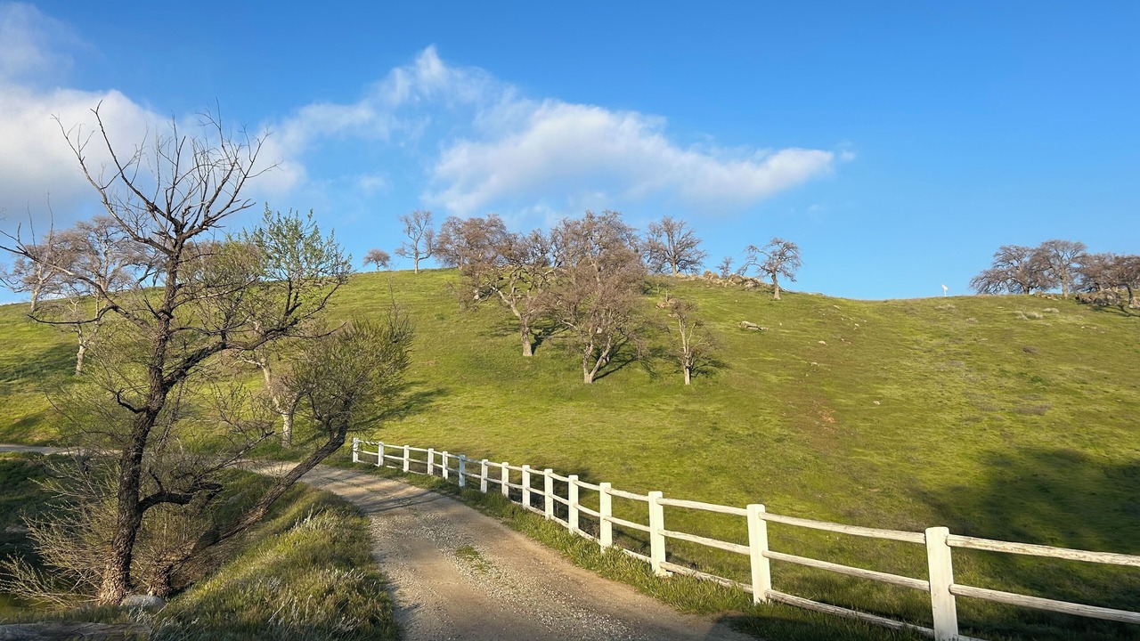Photo of Others in Tehachapi