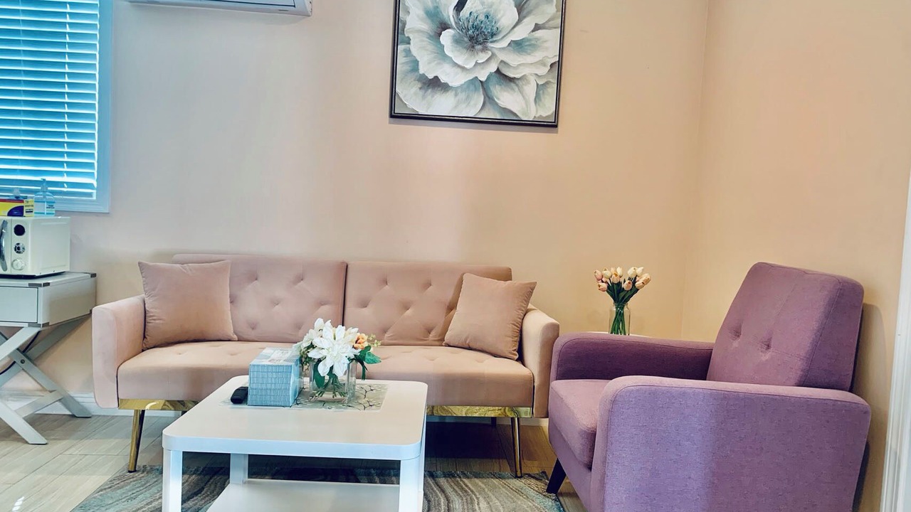 Photo of Livingroom in Bassett
