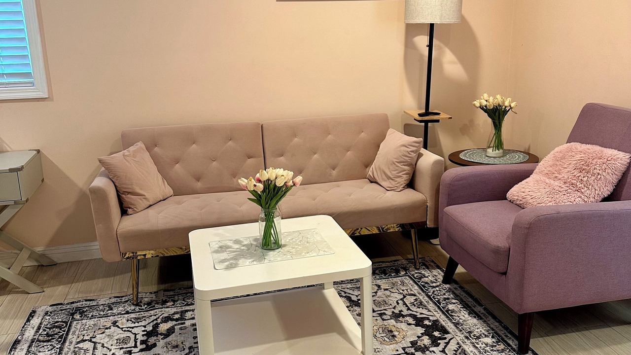 Photo of Livingroom in Bassett