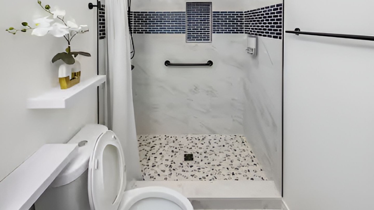 Photo of Bathroom in Riverside