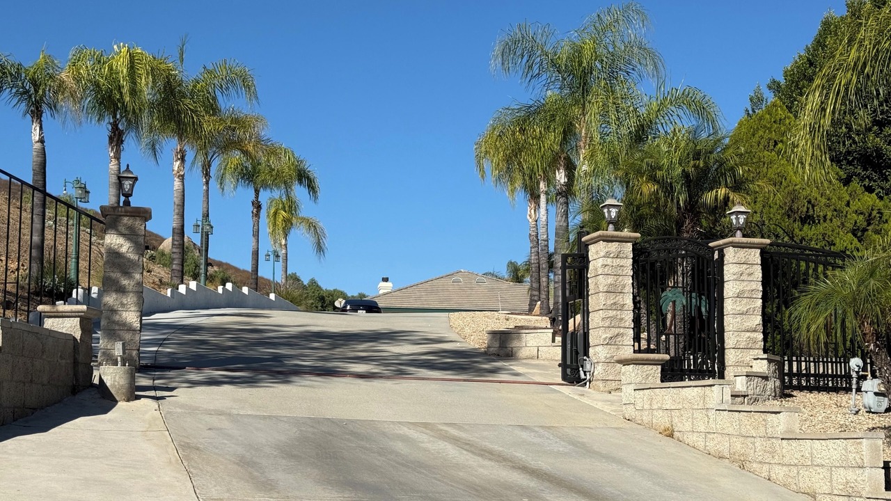 Photo of Outdoor in La Sierra Hills