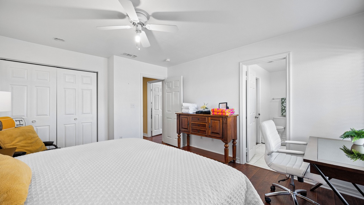 Photo of Bedroom in La Sierra Hills