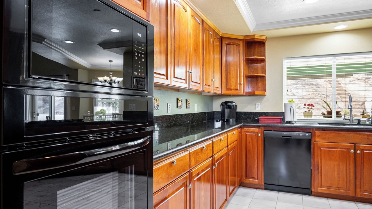 Photo of Kitchen in La Sierra Hills